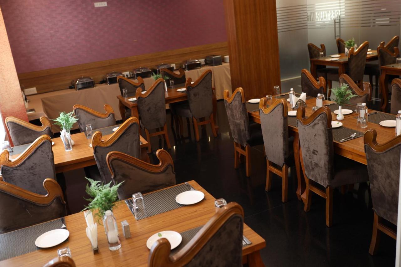 Npg Hotel Bangalore Just 10 Mins Drive From The Kempegowda International Airport Exteriér fotografie