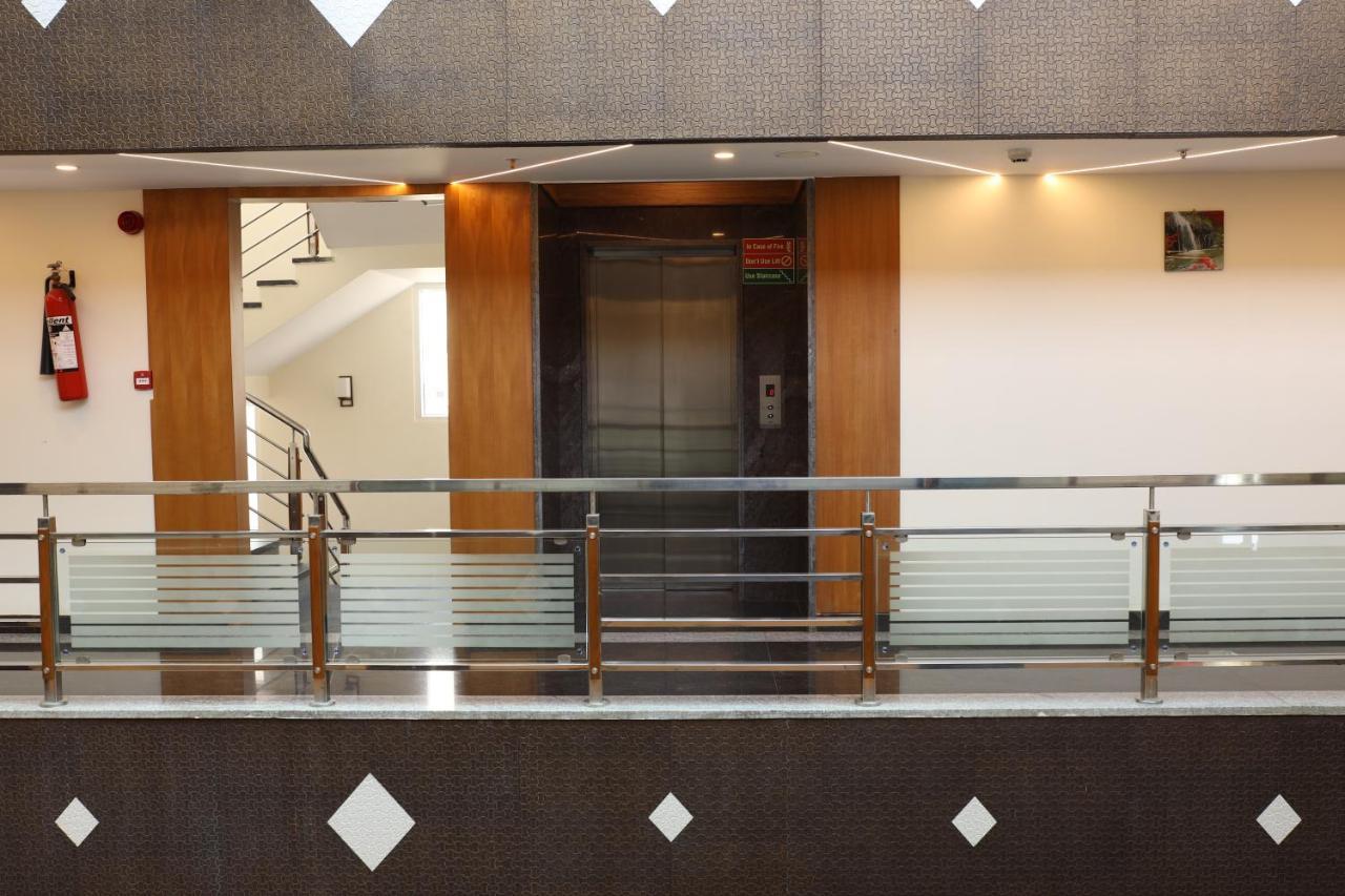 Npg Hotel Bangalore Just 10 Mins Drive From The Kempegowda International Airport Exteriér fotografie